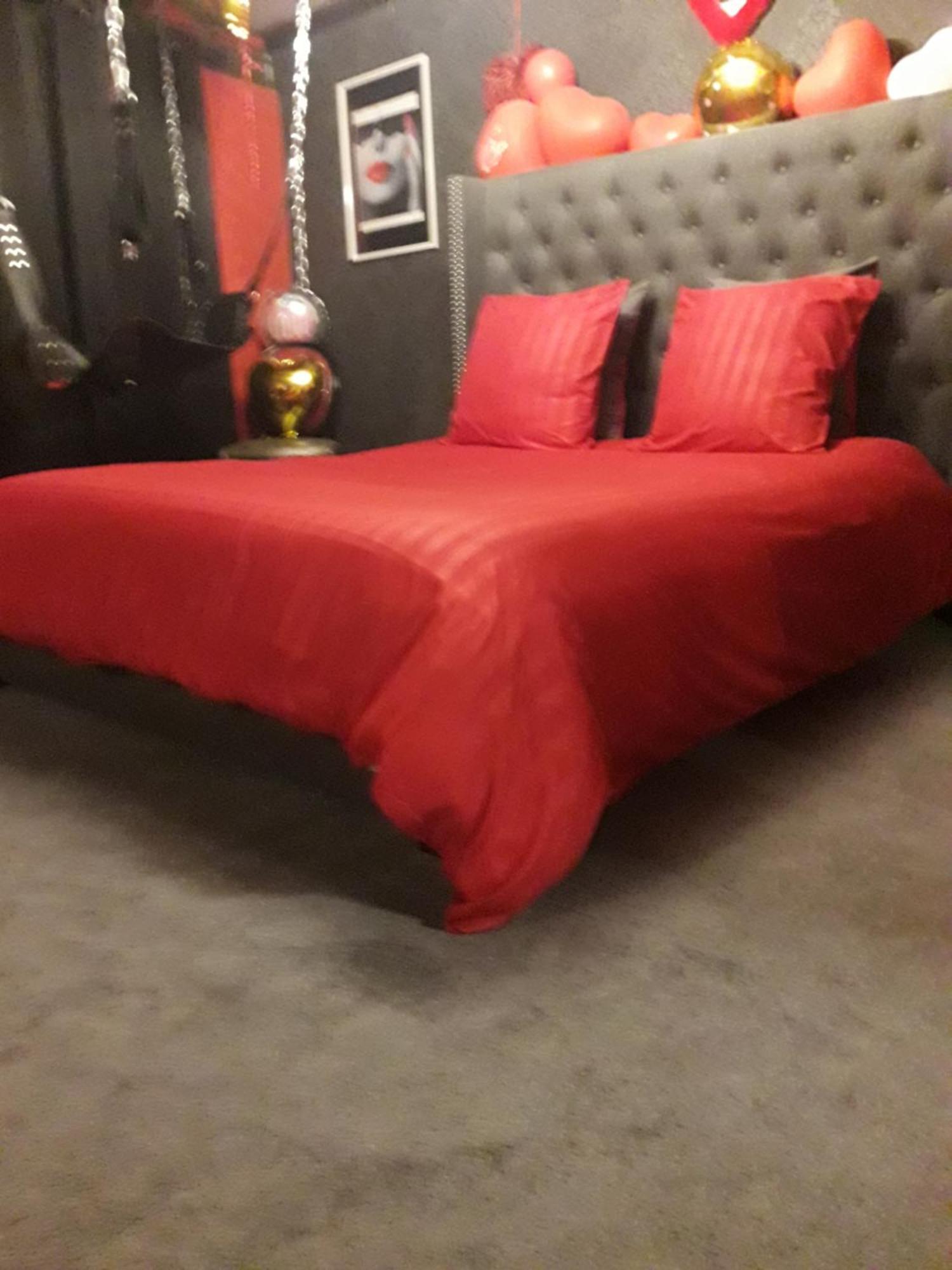 Love Room Le Rouge Et Noir Barr Εξωτερικό φωτογραφία