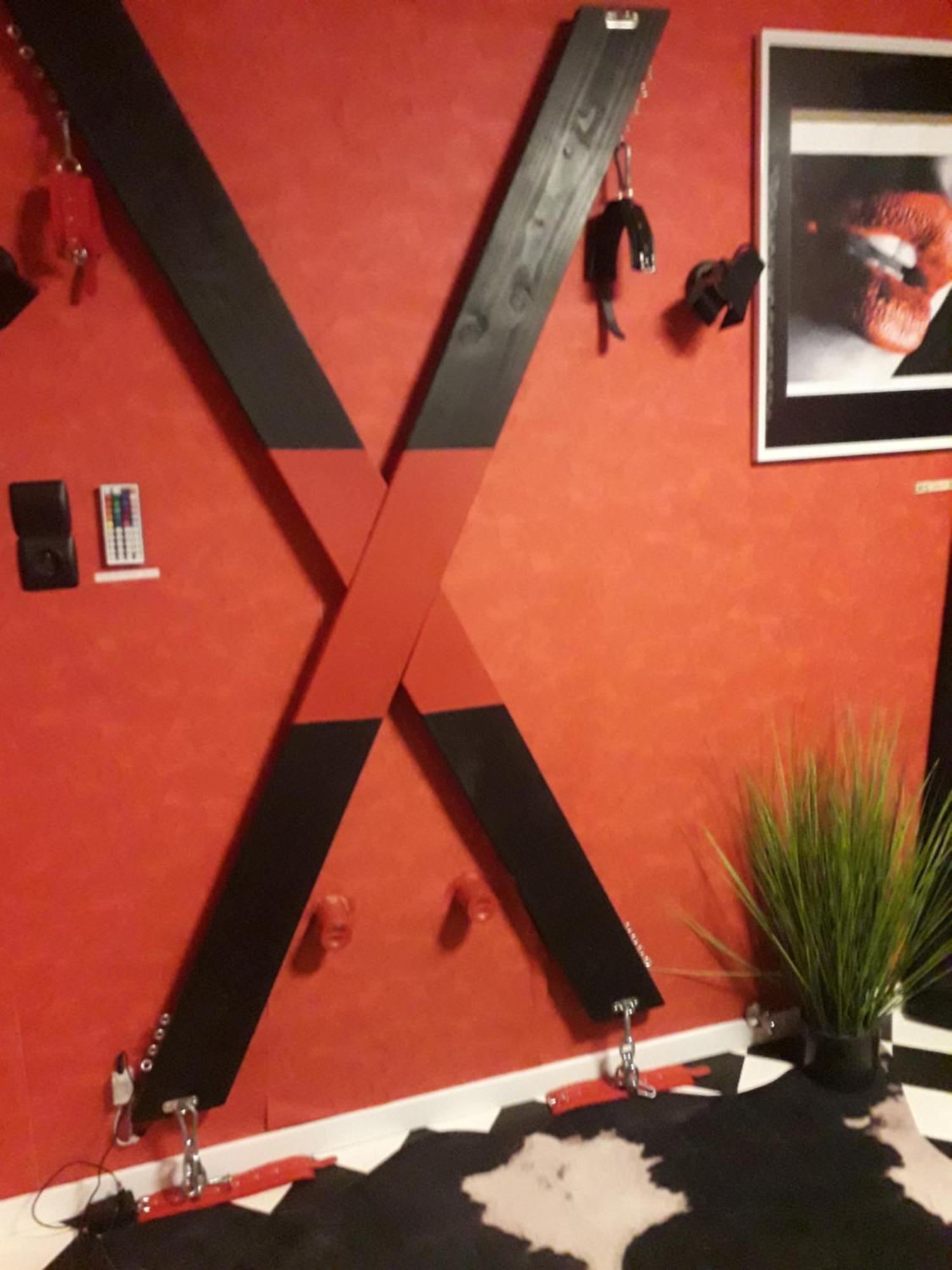 Love Room Le Rouge Et Noir Barr Εξωτερικό φωτογραφία