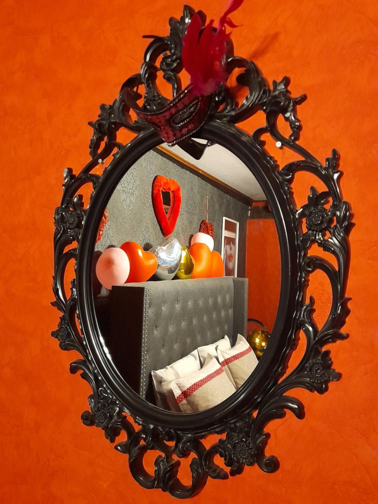 Love Room Le Rouge Et Noir Barr Εξωτερικό φωτογραφία